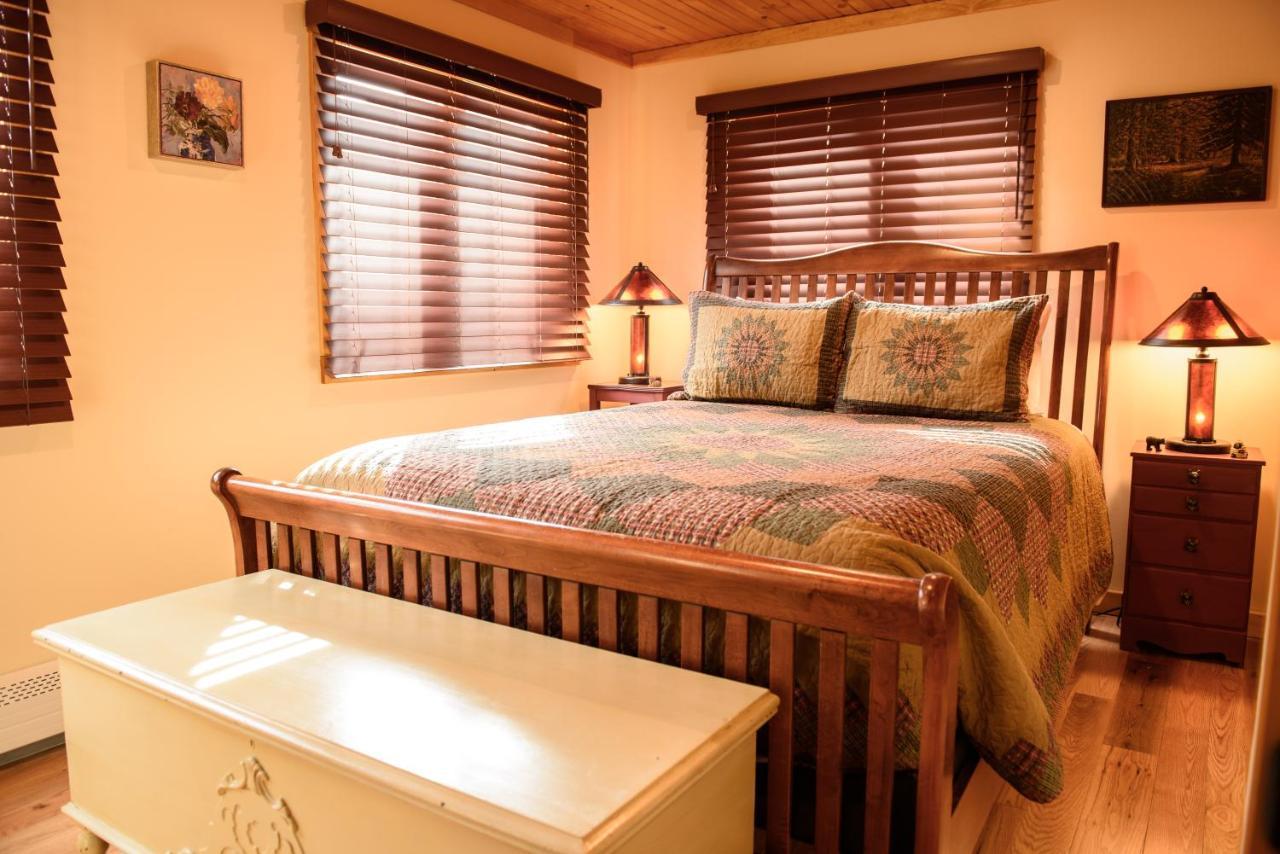 The Inn At Oxbow Acres Milan Экстерьер фото